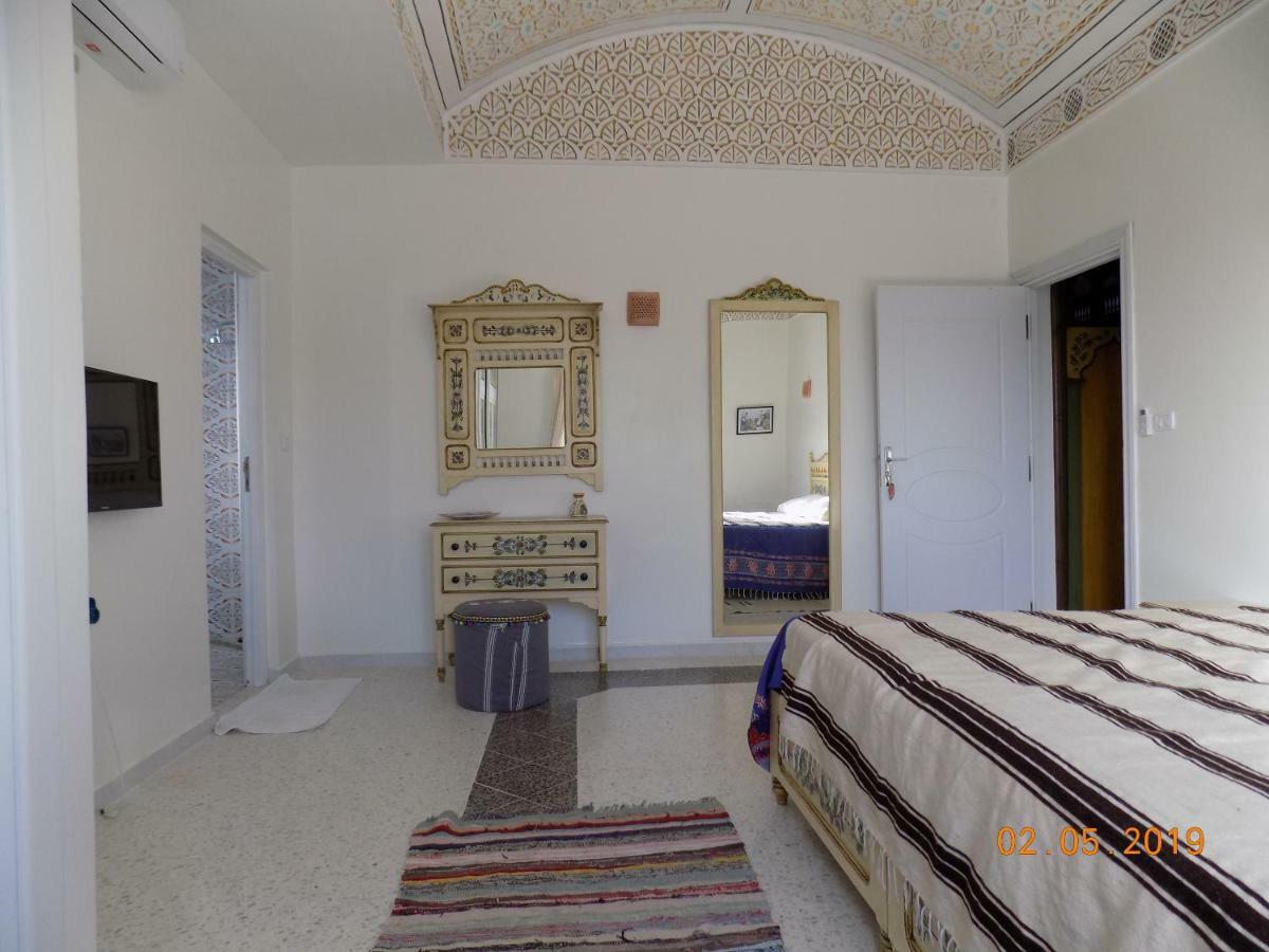Dar Mamina Bed & Breakfast Sidi ash Shammakh Ngoại thất bức ảnh